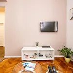 Bella * Rijeka