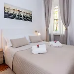 Bella Apartment *