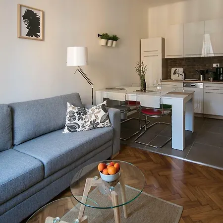 Bella * Rijeka