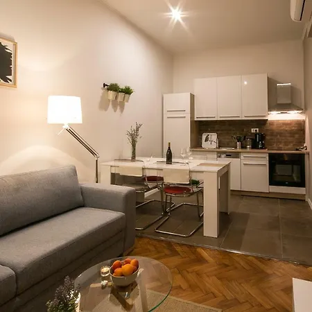 Appartement Bella *